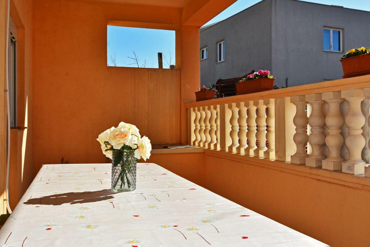 Apartman Nina Zadar Exterior foto